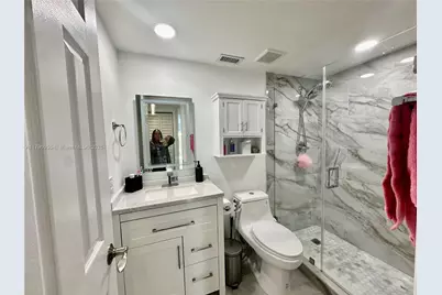 1200 SW 113th Ter #202, Pembroke Pines, FL 33025 - Photo 5