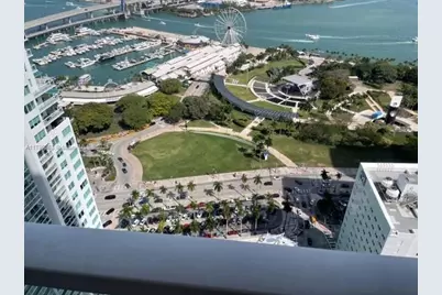 253 NE 2nd St #3807, Miami, FL 33132 - Photo 5