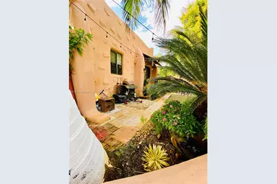 200 Azure Way, Miami Springs, FL 33166 - Photo 19