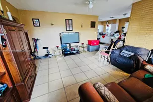 2540 NW 15th St, Fort Lauderdale, FL 33311 - Photo 9