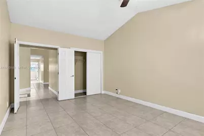 3562 W Southern Orchard Rd W, Davie, FL 33328 - Photo 17