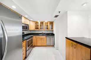 1775 Washington Ave, Miami Beach, FL 33139 - Photo 21