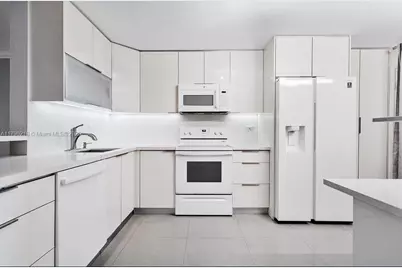 [Address not provided], Miami, FL 33179 - Photo 9