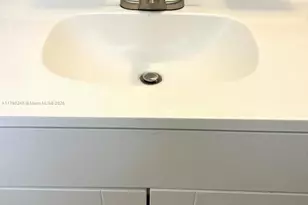 1610 NW N River Dr, Miami, FL 33125 - Photo 9