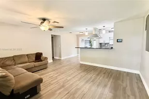 5107 SW 92nd Ave, Cooper City, FL 33328 - Photo 3