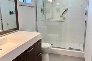 3600 NE 170th St, North Miami Beach, FL 33160 - Photo 33