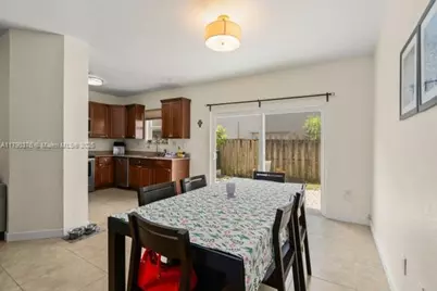 9346 SW 221st St, Cutler Bay, FL 33190 - Photo 9