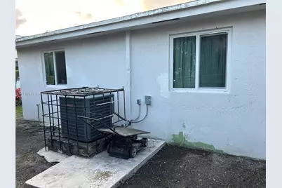 1446 NW 61st St, Miami, FL 33142 - Photo 9
