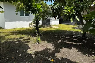 1446 NW 61st St, Miami, FL 33142 - Photo 35