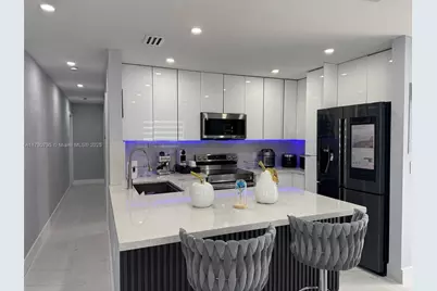 729 E 23rd St, Hialeah, FL 33013 - Photo 7