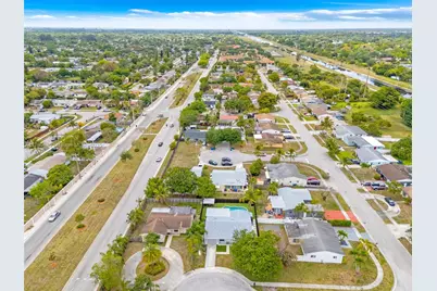 181 SW 76th Ter, Margate, FL 33068 - Photo 33