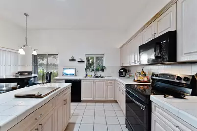 1916 SE 23rd Ave #1916, Homestead, FL 33035 - Photo 7