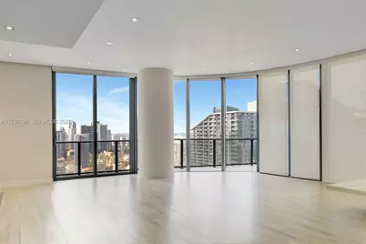 55 SW 9th St #PH4501, Miami, FL 33130 - Photo 9