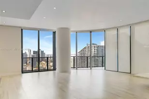 55 SW 9th St, Miami, FL 33130 - Photo 9