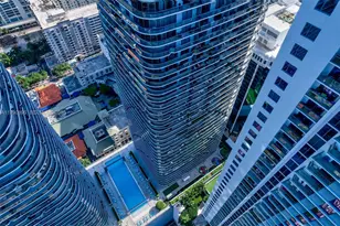 55 SW 9th St, Miami, FL 33130 - Photo 49
