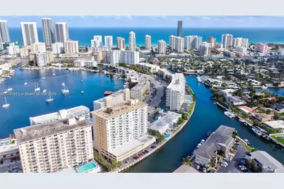 427 Golden Isles Dr #5J, Hallandale Beach, FL 33009 - Photo 1