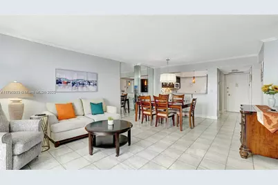 427 Golden Isles Dr #5J, Hallandale Beach, FL 33009 - Photo 13