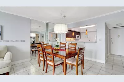 427 Golden Isles Dr #5J, Hallandale Beach, FL 33009 - Photo 19