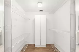 9585 N Belfort Cir, Tamarac, FL 33321 - Photo 33