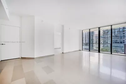 88 SW 7th St #1009, Miami, FL 33130 - Photo 3