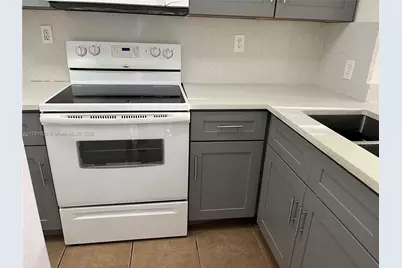 7985 NW 8th St #110A, Miami, FL 33126 - Photo 3