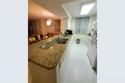 19501 W Country Club Dr #509, Aventura, FL 33180 - Photo 5