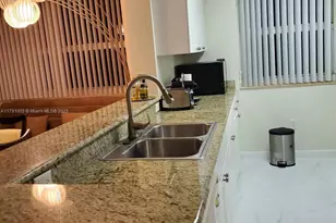 19501 W Country Club Dr, Aventura, FL 33180 - Photo 11