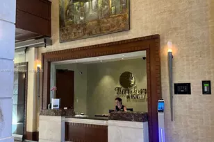 19501 W Country Club Dr, Aventura, FL 33180 - Photo 3