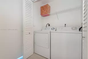 90 Alton Rd, Miami Beach, FL 33139 - Photo 23