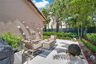 11334 NW 53rd Ln, Doral, FL 33178 - Photo 9