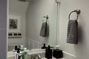 2405 NW 97th Terrace, Pembroke Pines, FL 33024 - Photo 19