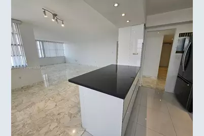 18051 Biscayne Blvd #1704, Aventura, FL 33160 - Photo 5