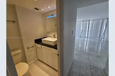 18051 Biscayne Blvd #1704, Aventura, FL 33160 - Photo 25