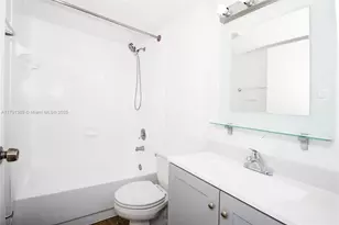 1720 NW N River Dr, Miami, FL 33125 - Photo 27