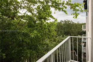 1720 NW N River Dr, Miami, FL 33125 - Photo 33