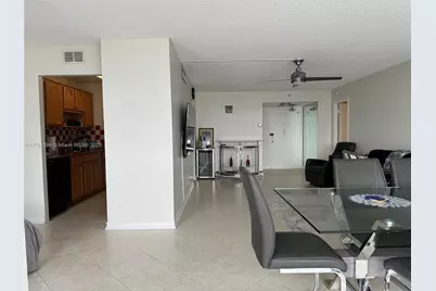 301 174th St #1105, Sunny Isles Beach, FL 33160 - Photo 9