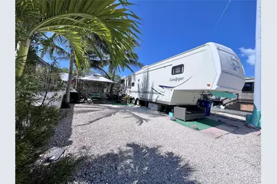 325 Calusa St #5, Key Largo, FL 33037 - Photo 9