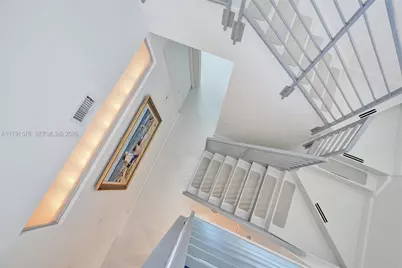 2725 NE 1st St, Pompano Beach, FL 33062 - Photo 43
