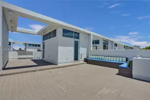 2725 NE 1st St, Pompano Beach, FL 33062 - Photo 49