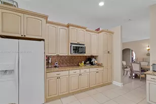 19302 SW 292nd St, Homestead, FL 33030 - Photo 13