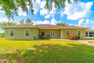 19302 SW 292nd St, Homestead, FL 33030 - Photo 3