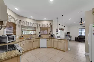 19302 SW 292nd St, Homestead, FL 33030 - Photo 11
