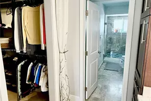 4000 NE 170th St, North Miami Beach, FL 33160 - Photo 17