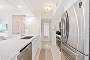 347 N New River Dr E, Fort Lauderdale, FL 33301 - Photo 13