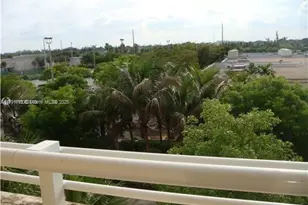 2775 NE 187th St, Aventura, FL 33180 - Photo 11
