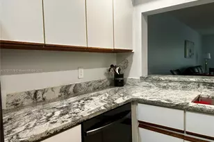 7903 Willow Spring Dr, Lake Worth, FL 33467 - Photo 5