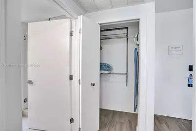 6080 Collins Ave #520, Miami Beach, FL 33140 - Photo 15