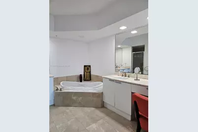 15051 Royal Oaks Ln #2202, North Miami, FL 33181 - Photo 13