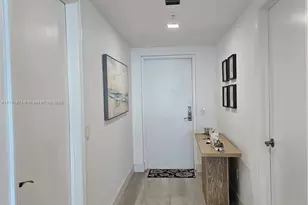 15051 Royal Oaks Ln, North Miami, FL 33181 - Photo 3