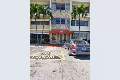 215 SE 3rd Ave #302D, Hallandale Beach, FL 33009 - Photo 1